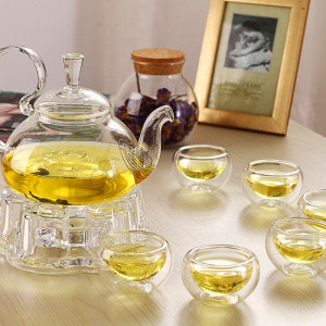 Nhà có mỗi bà bệnh cần chị đến chăm chu đáo