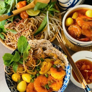 TUYỂN GẤP CÔ GIÚP VIỆC NHÀ ĂN Ở LẠI THỦ ĐỨC