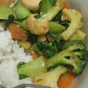 Nhà em chung cư ở Quận 4 cần tuyển gấp chị giúp việc nhà, nấu ăn