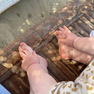 💥Em cần gấp 1 chị sinh năm 199x chăm bé 1 tuổi ở Quận 8💥