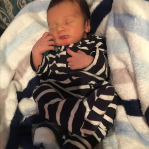 Em Tuyển Chị Chăm Em, Bé 11 Tháng.