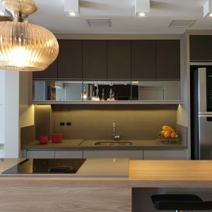 TÌM GẤP CHỊ GIÚP VIỆC CHUNG CƯ NHÀ CHỈ 3 MẸ CON