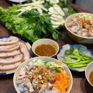 Gia đình đang tuyển chị giúp việc, làm bao ăn ở, có phòng riêng ở Tân Bình.