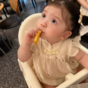 VỢ CHỒNG EM CẦN CÔ VỀ CHĂM BÉ Ở QUẬN TÂN PHÚ LƯƠNG 12 TRIỆU