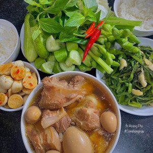 Tuyển chị giúp việc nhà ở quận 3. Làm bao ăn ở lại, nhà chỉ có 2 người.