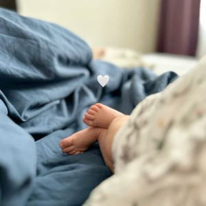 Cần gấp chị chăm bé 6 tháng tuổi đi về Thủ Đức, nghỉ CN lương 8 triệu