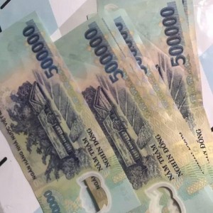 Em Đang Cần Gấp Các Chị Tới Giúp Việc Nhà