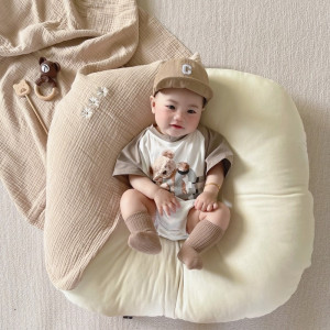 Cần Chị Chăm Bé 4 Tháng Tuổi Ở Lại Gia Đình