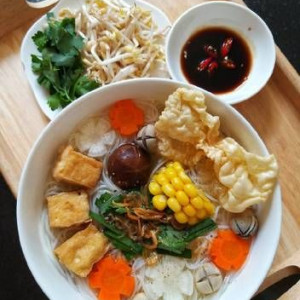 Tuyển chị chăm bé chuyên sơ sinh  tại quận 1 hcm