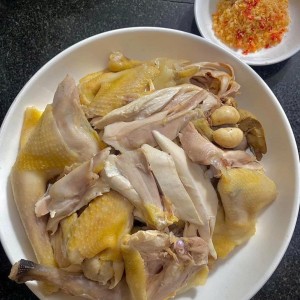 Em Đang Muốn Tìm Chị Khoảng 50 Tuổi Chuyên Nội Trợ