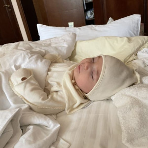 Tìm chị bảo mẫu, làm bao ăn ở. Chăm em bé  5 tháng tuổi ở Quận 3.