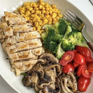 Cần tuyển chị chuyên dọn dẹp ủi đồ cho gia đình tại quận 5.