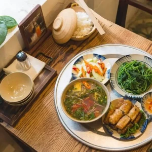 Nhà Có 4 Thành Viên Đều Đi Làm Cả Ngày