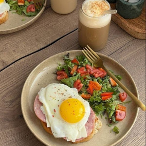 TUYỂN CÔ GIÚP VIỆC NHÀ Ở LẠI LƯƠNG 10 TRIỆU