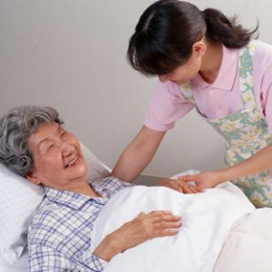 EM CẦN GẤP CHỊ CHĂM BÀ Ở QUẬN 2 LƯƠNG 10 TRIỆU