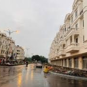 Cần gấp 1 bạn trẻ phụ bán quán cà phê và 1 cô chăm bé làm ăn ở lại tại vinhomes grand paks q9