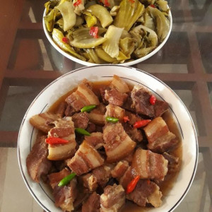 Gia đình cần chị làm việc nhà nấu ăn, vợ chồng giáo viên, nhà ở Quận 3.