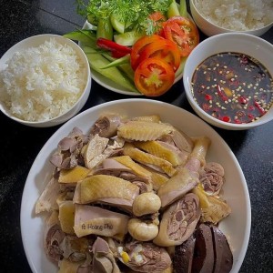 Tuyển Chị Giúp Việc Nhà Bao Ăn Ỏ Lại Tại Q7 : 0978609760 ( Có Zalo)