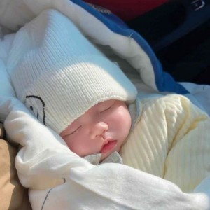 Chăm bé 6 tháng gần Công Viên Làng Hoa Gò Vấp bao ăn ở lương 10 triệu