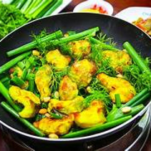 Tuyển chị nấu ăn ngon cho gia đình ăn ở lại tại bình tân