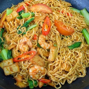 Cần tuyển gấp chị phụ quán ăn tại Q7  : 0978609760 ( có zalo)