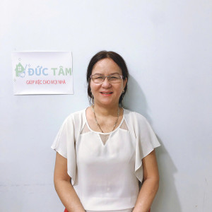 Cô Luôn, sinh năm 1969, quê quán Ninh Thuận - Công việc mong muốn: Giúp việc nhà, phụ chăm bé.