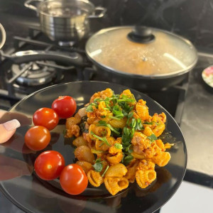 GIA ĐÌNH TÌM CÔ GIÚP VIỆC Ở LẠI LƯƠNG 10 TRIỆU