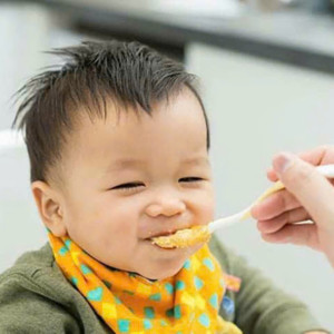 Công việc Chăm bé 7 tháng tuổi.