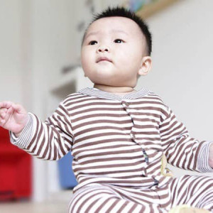 Cần tuyển gấp chị chăm bé 1 tuổi bao ăn ở tại Bình Tân nhận việc đi làm ngay lh: 0978609760