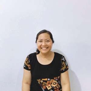 Cô Xương, sinh năm 1972, quê quán Vĩnh Long. - Công việc mong muốn: Giúp việc nhà – Chăm ông bà, chăm bệnh.