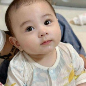 NHÀ EM CÓ BÉ 4 THÁNG TUỔI CẦN TÌM CÔ VỀ TRÔNG NOM BÉ