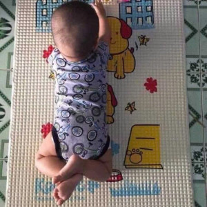 Cần chị bảo mẫu đến chăm bé