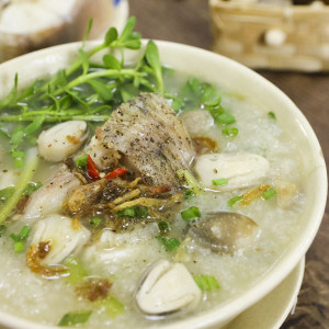 Cần tuyển gấp bạn trẻ phụ quán bánh canh cá lóc ở lại tại quận 2.