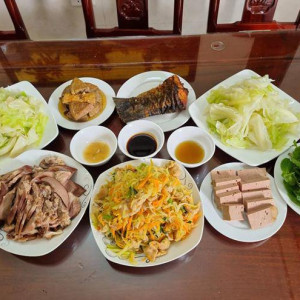 Gia Đình Cần Gấp Chị Đến Dọn Dẹp Nhà Cửa Chu Đáo