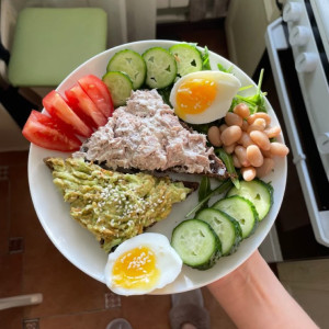 QUẬN 1 TUYỂN GẤP CÔ GIÚP VIỆC LƯƠNG 10 TRIỆU 👪