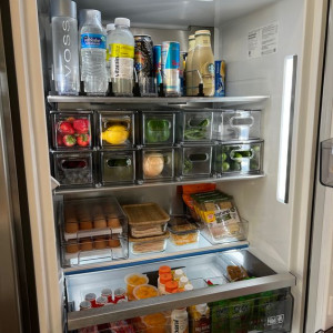 Tuyển gấp đi làm ngay. Lương 12 Triệu.  Làm tại Thủ Đức, nhà có 4 người lớn.