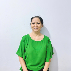 Chị Tuyết, sinh năm 1971, quê Đồng Nai,  mong muốn: giúp việc nhà phụ chăm bé