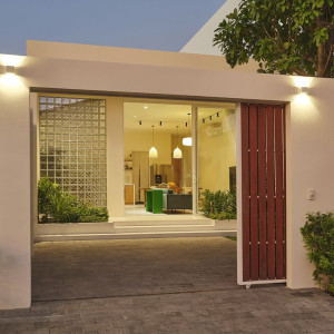 CẦN CHỊ GIÚP VIỆC NHÀ, ĐƯA ĐÓN BÉ ĐI HỌC Ở QUẬN 9 LƯƠNG 10 TRIỆU