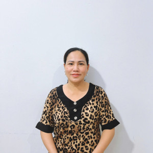 Chị tên Kiều, sinh 1978, quê miền Tây - Việc mong muốn: giúp việc nhà phụ chăm bé