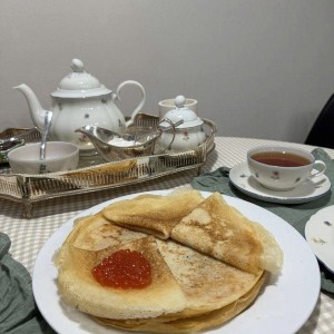 Em Muốn Tìm Một Chị Giúp Việc Nhà Đi Làm Liền