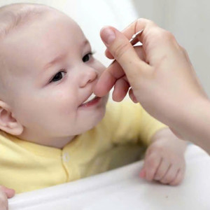 Nhà quận 2 cần cô chăm bé ăn o lại gia đình lo cho bé giúp vợ chồng em