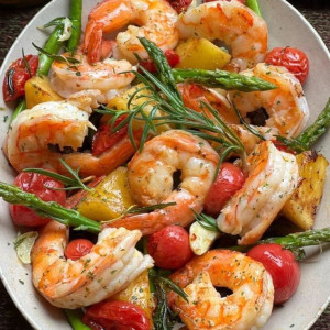 CÁC CÔ ƠI BÊN CON ĐANG CẦN TUYỂN NHIỀU CÔ GIÚP VIỆC NHẬN VIỆC ĐI LÀM NGAY