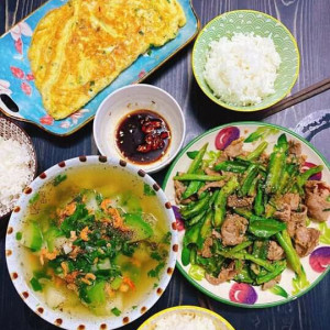 TUYỂN GẤP CÔ CHĂM SÓC BÀ Ở LẠI TẠI TÂN BÌNH