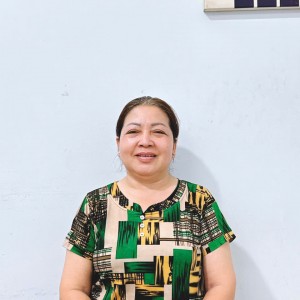 CHỊ CHUYÊN GIÚP VIỆC NHÀ, TẠP VỤ DỌN DẸP ; 0906906537 ( có zalo)