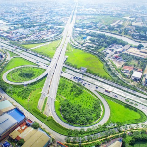 Công việc đi về tại quận 9