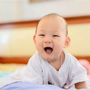 GẤP GẤP TUYỂN CHỊ CHĂM EM BÉ ĂN Ở LẠI CÙNG GIA ĐÌNH MỚI CÓ CON ĐẦU TẠI TÂN BÌNH