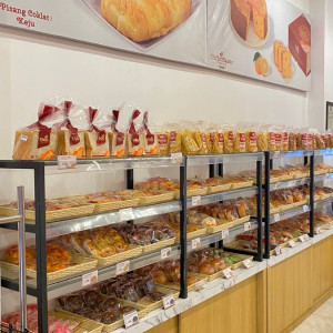 Cần tuyển cô đóng gói và phụ bán bánh ở Thủ Đức thử việc 8 triệu, có lương tháng 13