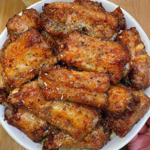 CẦN TUYỂN NỮ ĐẦU BẾP LÀM TẠI THỦ ĐỨC LƯƠNG THỬ VIỆC 12 TRIỆU