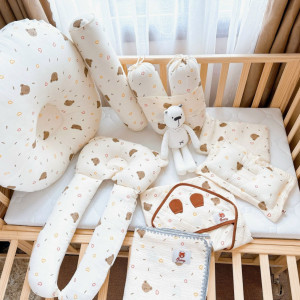 Bé Nhỏ Nên Cần Chị Dưới 50 Tuổi Đến Chăm