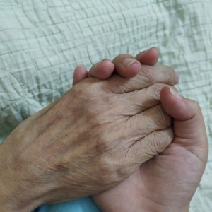 TÌM GẤP CÔ CHĂM BÀ LƯƠNG 10 TRIỆU